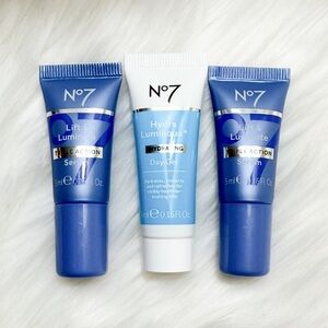 No. 7 Skincare Trial Bundle